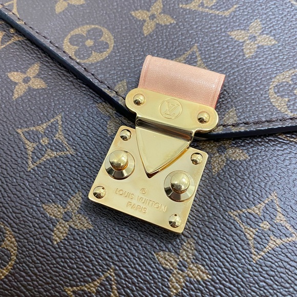 Louis Vuitton pochette bag - Picture 3 of 4